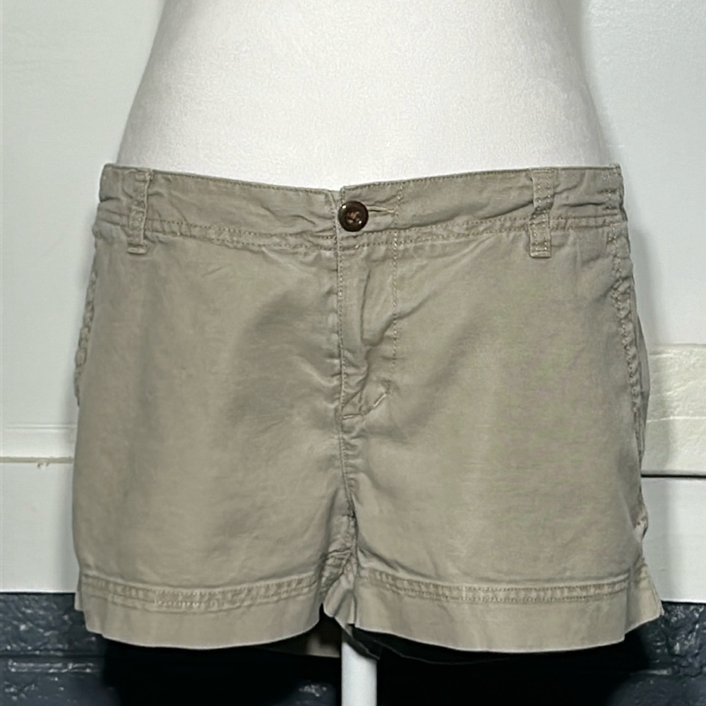 Northface linen and cotton shorts size 10, waste 18 inches, 2 inch inseam